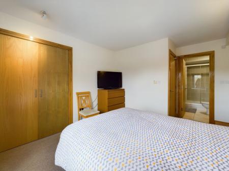 2 bedroom Flat to let in Warwick Road, Carlisle, CA1