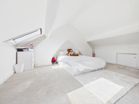 3 bedroom Flat to let in Brooke Street, Carlisle, CA1