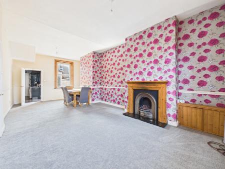 3 bedroom Flat to let in Brooke Street, Carlisle, CA1