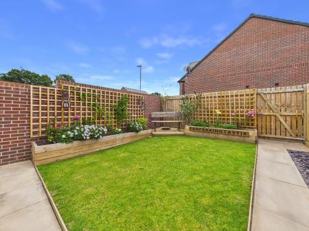 2 bedroom Semi-detached house for sale in Greymoor Way, Carlisle, CA3