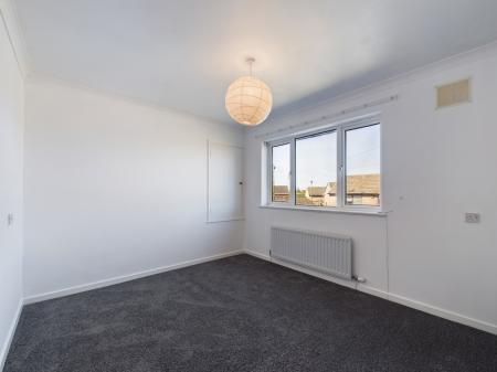 2 bedroom Flat to let in Lyndhurst Gardens, Morton, Carlisle, CA2
