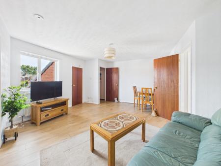 2 bedroom Flat to let in Almery Drive, Carlisle, CA2
