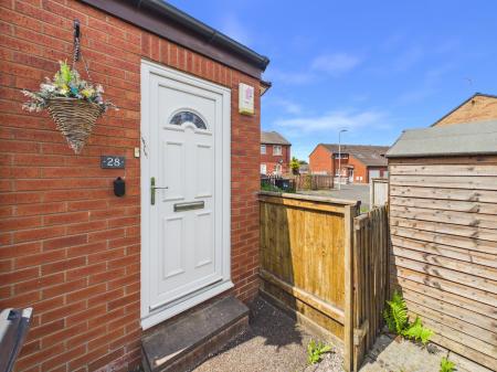 2 bedroom Flat to let in Almery Drive, Carlisle, CA2