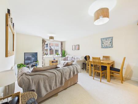 2 bedroom Flat to let in Hanson Place, Carlisle, CA1