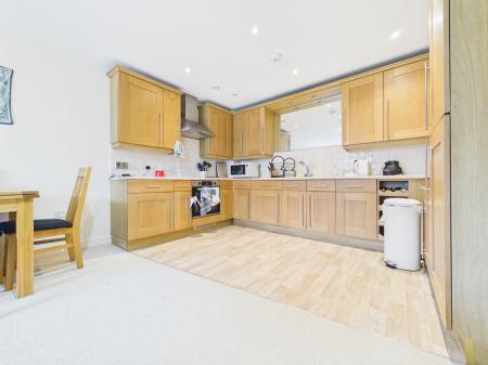 2 bedroom Flat to let in Hanson Place, Carlisle, CA1