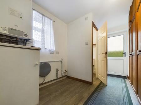 3 bedroom Bungalow to let in The Green, Houghton, CA3