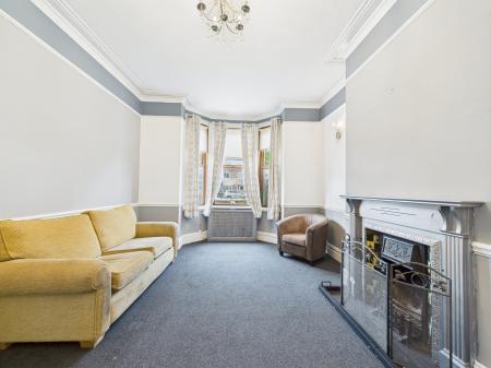 4 bedroom End of terrace house to let in Newtown Road, Carlisle, CA2