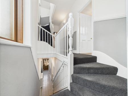 4 bedroom End of terrace house to let in Newtown Road, Carlisle, CA2