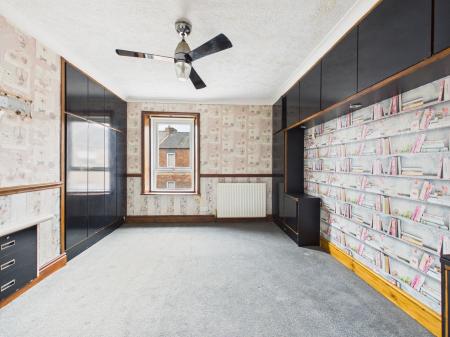 2 bedroom Terraced House for sale in Boundary Road, Carlisle, CA2