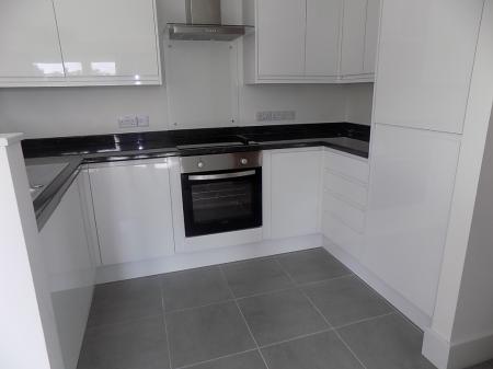 2 bedroom Flat to let in King George Court, Warwick Bridge, CA4