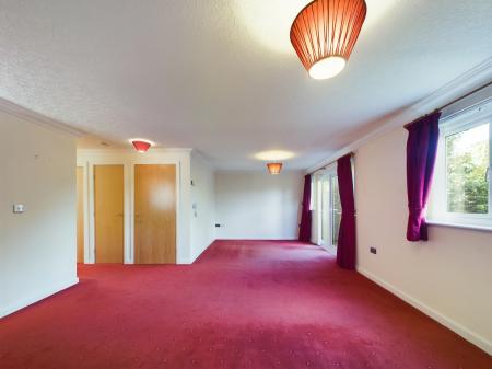 2 bedroom Flat to let in Pennine View Close, Carlisle, CA1