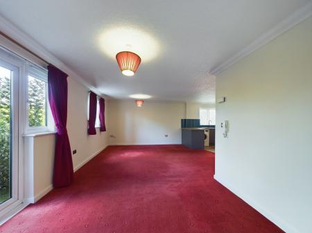 2 bedroom Flat to let in Pennine View Close, Carlisle, CA1