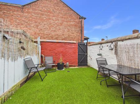 2 bedroom Terraced House for sale in Greystone Road, Carlisle, CA1