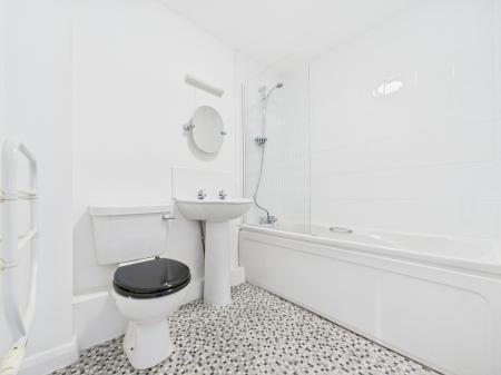1 bedroom Flat for sale in Argyll Drive, Harraby, Carlisle, CA1