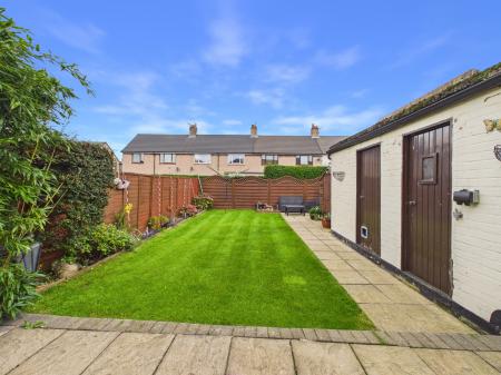 4 bedroom Terraced House for sale in Lingmoor Way, Carlisle, CA1