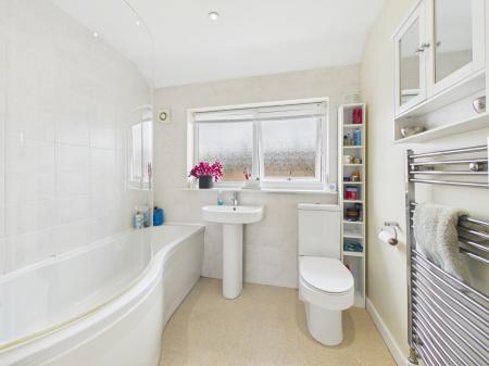 4 bedroom Terraced House for sale in Lingmoor Way, Carlisle, CA1