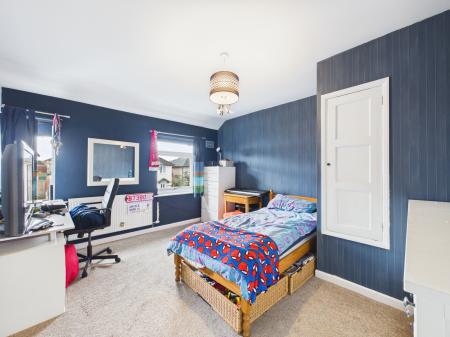 4 bedroom Terraced House for sale in Lingmoor Way, Carlisle, CA1