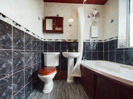3 bedroom Semi-detached house to let in Borrowdale Road, Carlisle, CA2