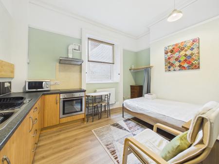 1 bedroom Studio flat to let in London Road, Carlisle, CA1