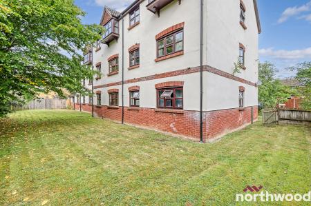 1 bedroom Flat for sale in Bounderby Grove, Chelmsford, CM1