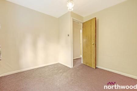 1 bedroom Flat for sale in Bounderby Grove, Chelmsford, CM1