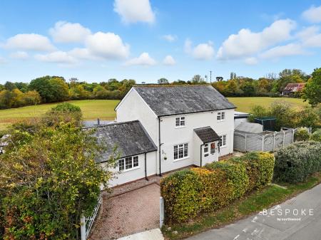 5 bedroom Detached house for sale in Crix Green, Felsted, CM6