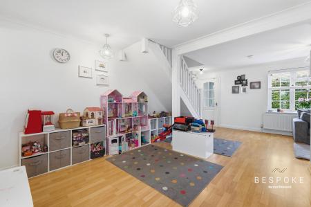 5 bedroom Detached house for sale in Crix Green, Felsted, CM6