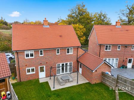 4 bedroom Detached house for sale in Petty Croft, Chelmsford, Broomfield, CM1