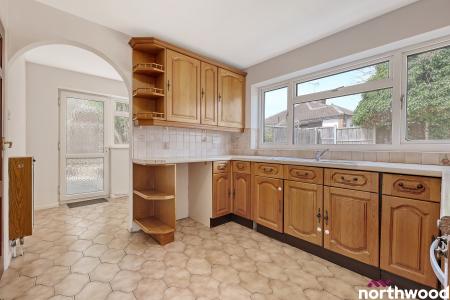 4 bedroom Detached house for sale in Springfield Road, Chelmsford, CM2