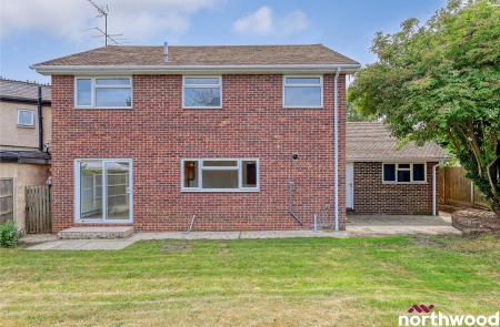 4 bedroom Detached house for sale in Springfield Road, Chelmsford, CM2