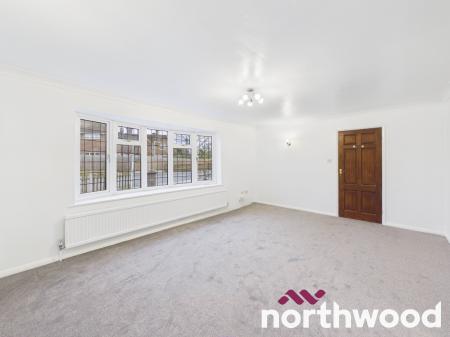 4 bedroom Detached house for sale in Springfield Road, Chelmsford, CM2