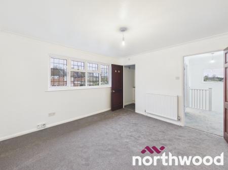 4 bedroom Detached house for sale in Springfield Road, Chelmsford, CM2