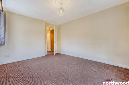 1 bedroom Flat for sale in Stapleford Close, Chelmsford, CM2