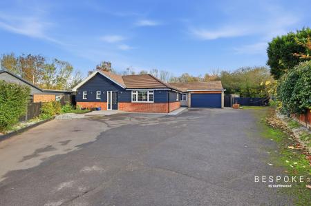 5 bedroom Bungalow for sale in Bramston Close, Great Baddow, CM2