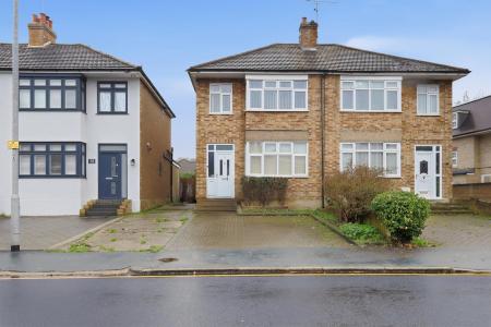 3 bedroom Semi-detached house for sale in Crescent Road, Warley, Brentwood, CM14