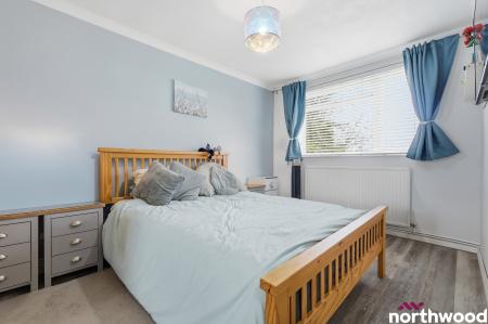 2 bedroom Flat for sale in Haig Court, Chelmsford, CM2