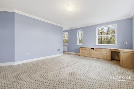 5 bedroom Detached house for sale in Arbour Lane, Springfield, Chelmsford, CM1