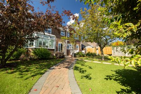 4 bedroom Detached house for sale in The Brambles, Southminster, CM0