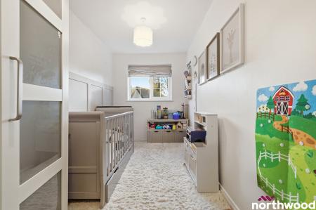 2 bedroom Cluster house for sale in Ongar Road, Brentwood, CM15