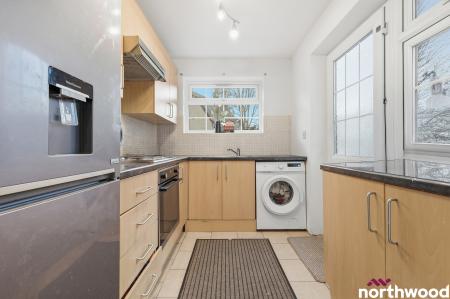 2 bedroom Cluster house for sale in Ongar Road, Brentwood, CM15