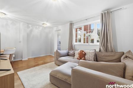 2 bedroom Cluster house for sale in Ongar Road, Brentwood, CM15