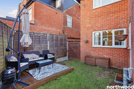 2 bedroom Cluster house for sale in Ongar Road, Brentwood, CM15