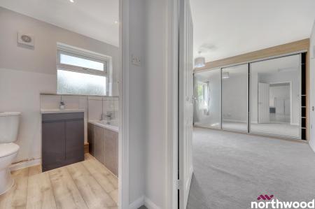 1 bedroom Maisonette for sale in Charnwood Avenue, Chelmsford, CM1