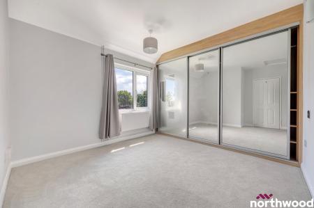 1 bedroom Maisonette for sale in Charnwood Avenue, Chelmsford, CM1