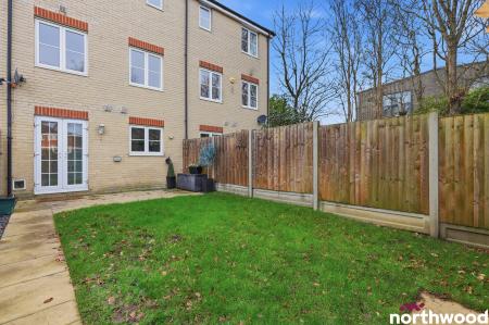 4 bedroom Terraced House for sale in Burghley Way, Chelmsford, CM2