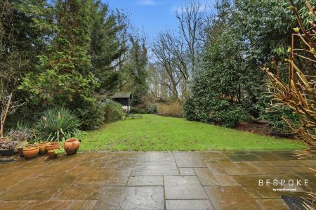 3 bedroom Detached bungalow for sale in Paradise Road, Writtle, CM1