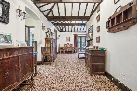 3 bedroom Detached bungalow for sale in Paradise Road, Writtle, CM1