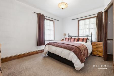 3 bedroom Detached bungalow for sale in Paradise Road, Writtle, CM1