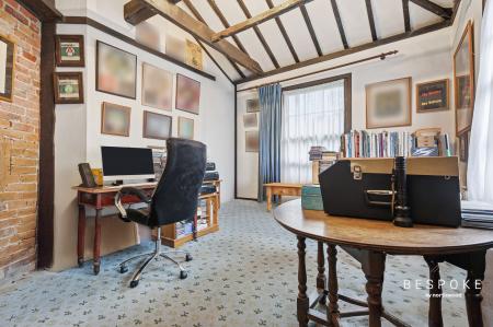 3 bedroom Detached bungalow for sale in Paradise Road, Writtle, CM1