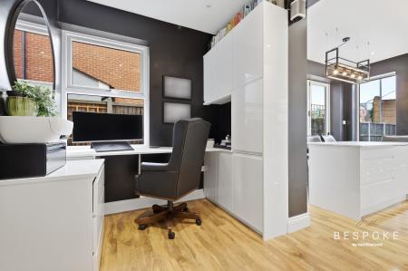 3 bedroom Detached house for sale in Victoria Road, Chelmsford, CM1